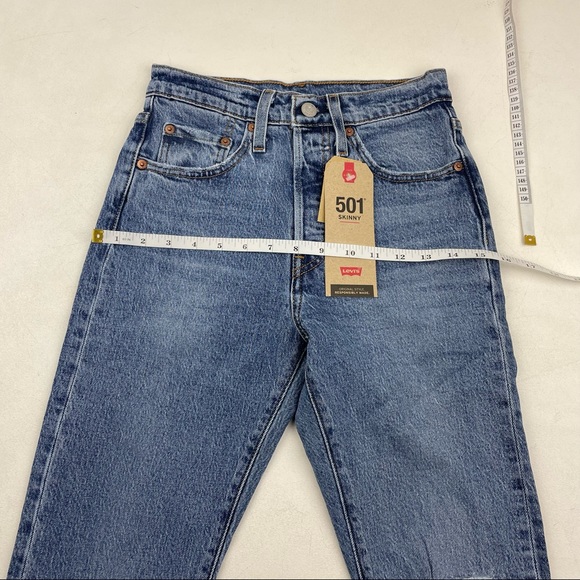 LEVI'S 501 Wedgie High Waist Jeans Re/Done - Picture 5 of 9